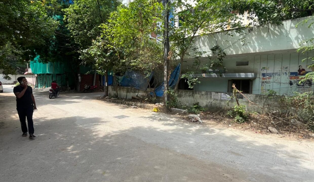 WhatsApp Image 2025-01-26 at 9.49.55 PM (1)